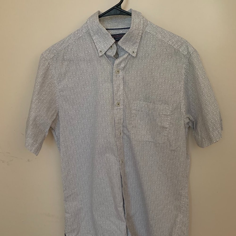 Roundtree & Yorke Button Up